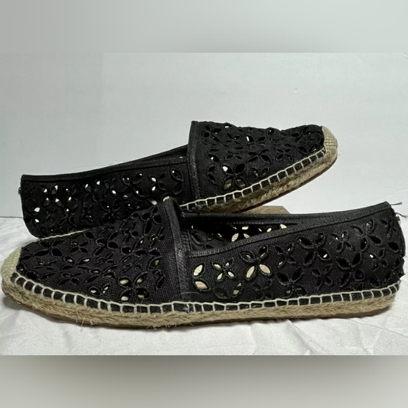 Michael Kors MK Darci Perforated Slip On Espadrille Black Size 8.5 - Picture 2 of 7